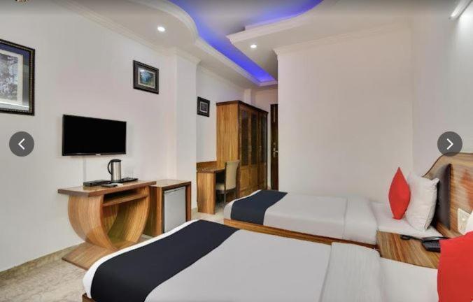Tjs Royal Hotel เดลี ภายนอก รูปภาพ