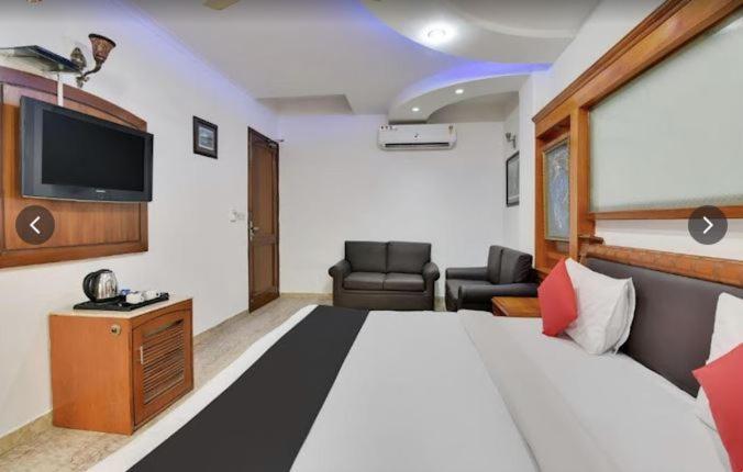 Tjs Royal Hotel เดลี ภายนอก รูปภาพ
