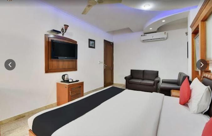 Tjs Royal Hotel เดลี ภายนอก รูปภาพ